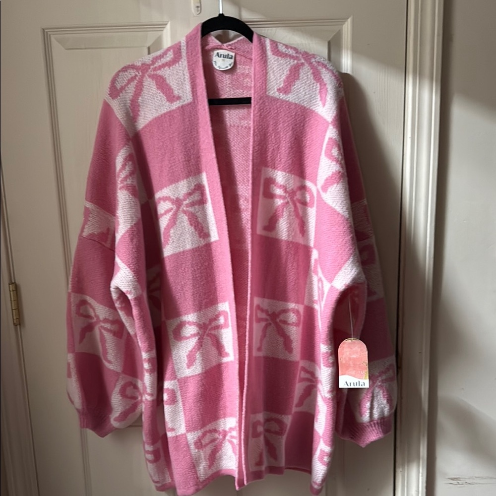ARULA Pink and White Bow Cardigan Sweater